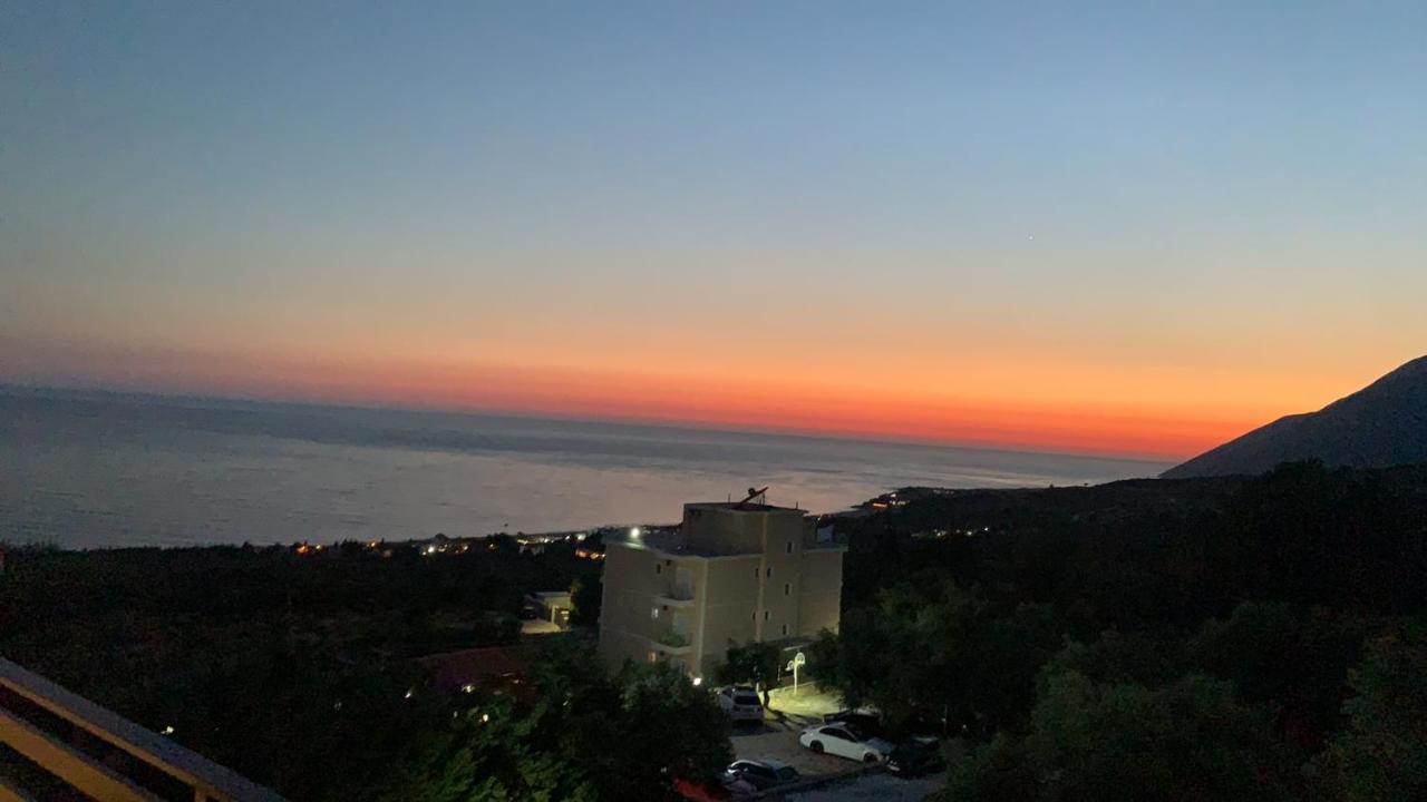 Hotel Natali Dhermi Exterior photo