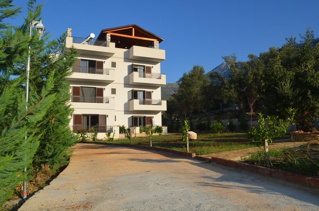 Hotel Natali Dhermi Exterior photo