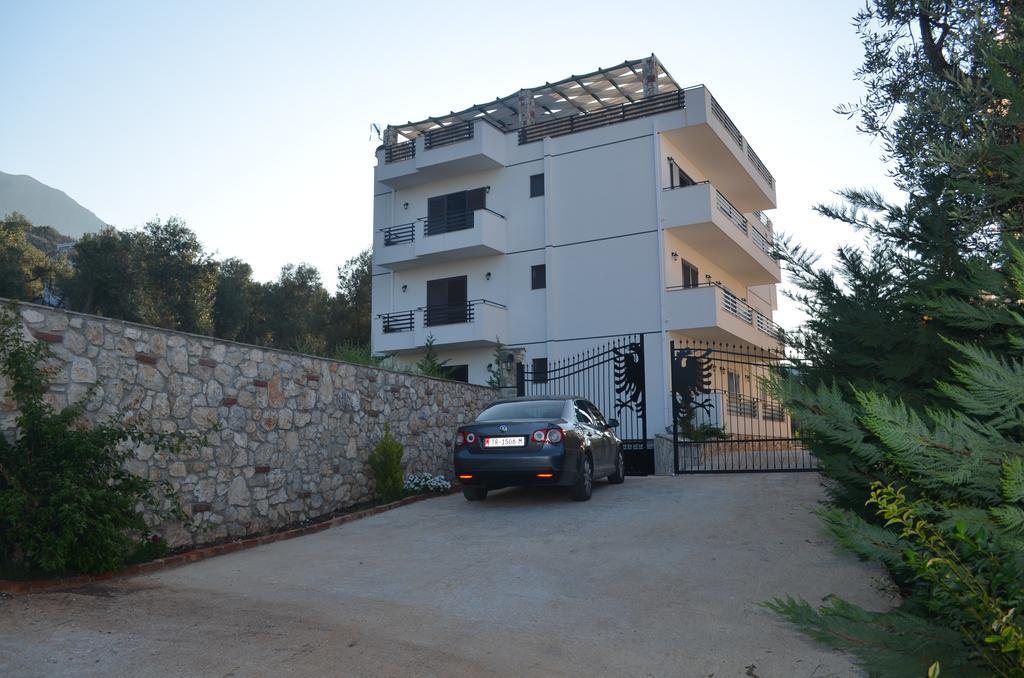 Hotel Natali Dhermi Exterior photo